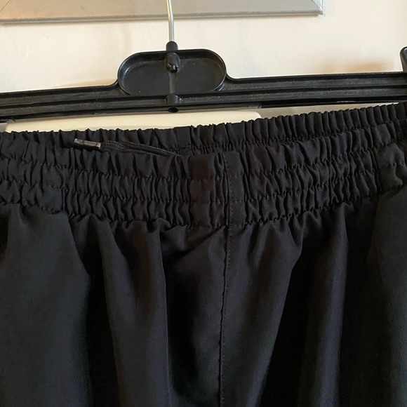 Adidas training pants - Picture 3 of 8